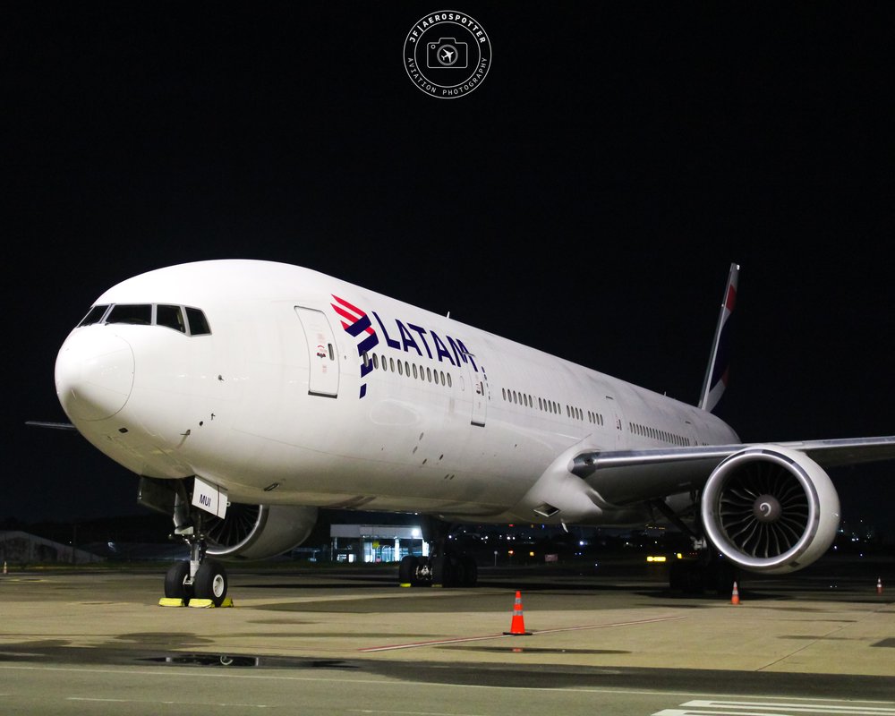 Foto da aeronave PT-MUI